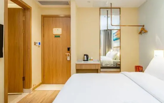 Vienna 3 Best Hotel(Guiyang Huaxi Univercity Castle Branch)