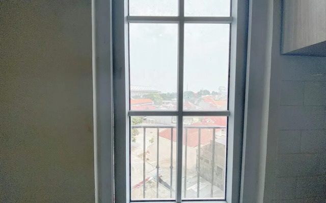 Cozy And Warm Studio Room At Paltrow City