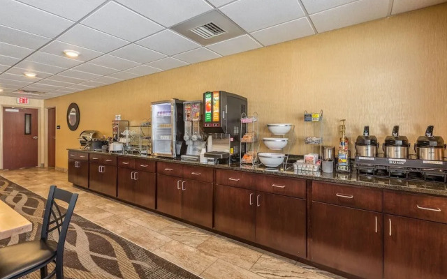 Cobblestone Inn & Suites - Merrill