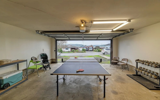 Family-friendly Winston Vacation Rental w/ Deck!