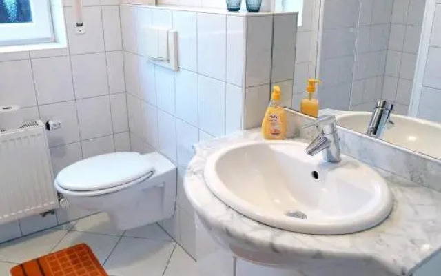 Hans-Trimborn-Strasse 13