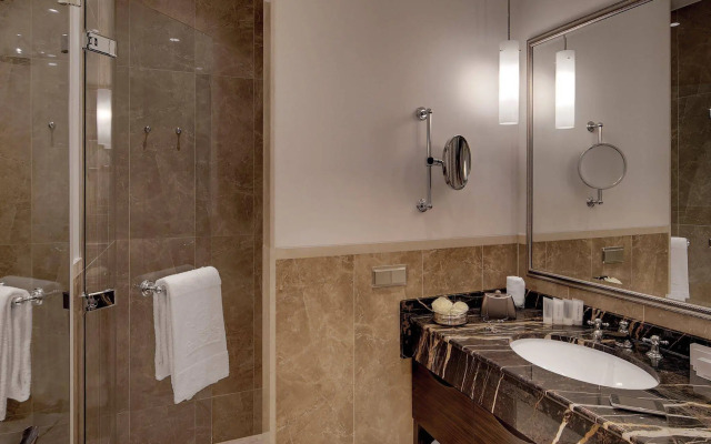 Hotel Atlantic Hamburg, Autograph Collection