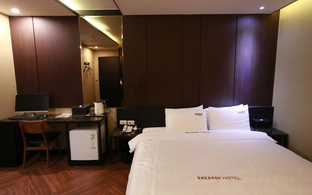 Busan Deokcheon 2heaven Hotel