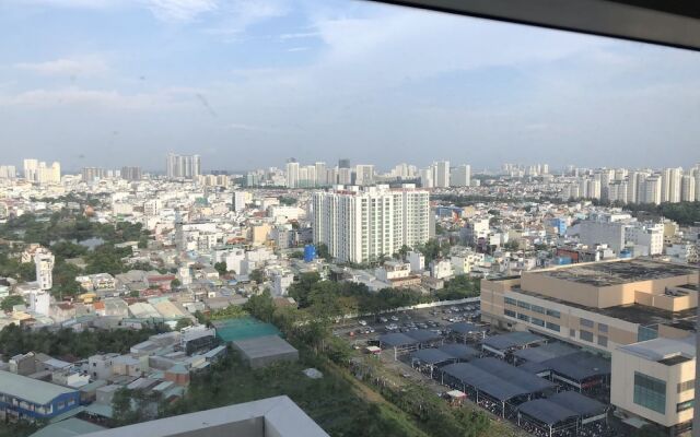 Sunrise City Alms Luxury Apartment