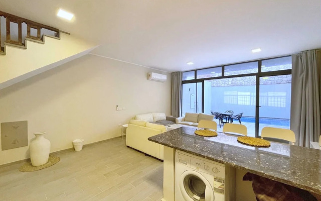 Xuru Stays I Mere & Minimal 3 BDR Townhouse @ Bali El Gouna