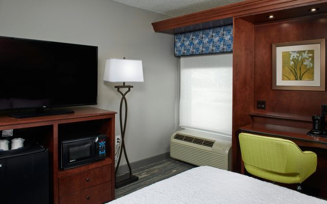 Hampton Inn Atlanta NW Cumberland