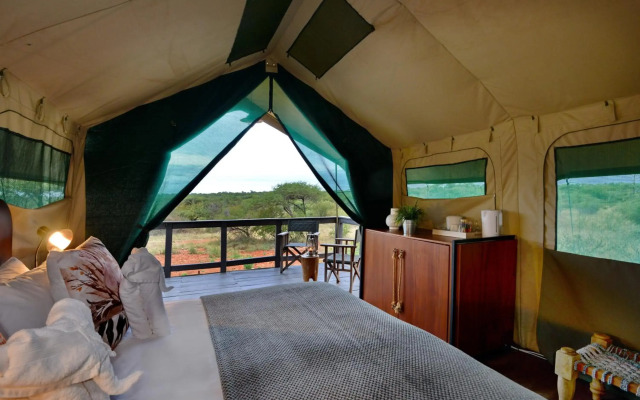 Tshukudu Game Lodge