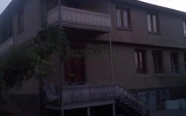 Saguramo Guest House