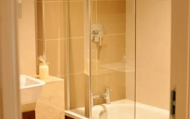 Rooms At Rue