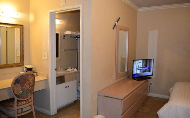 Guest Inn & Suites