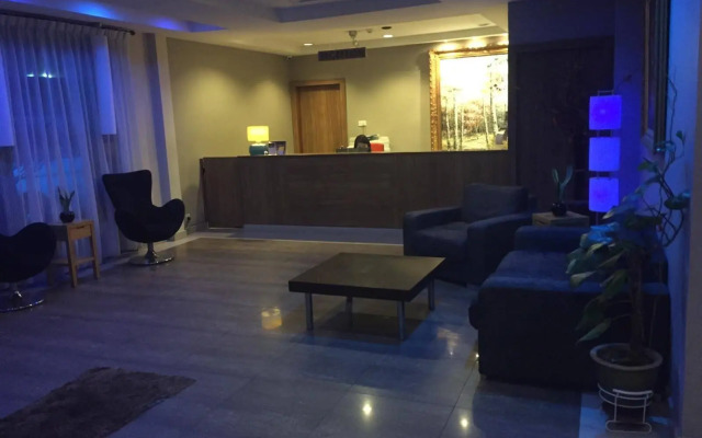 LeGallery Suites Hotel