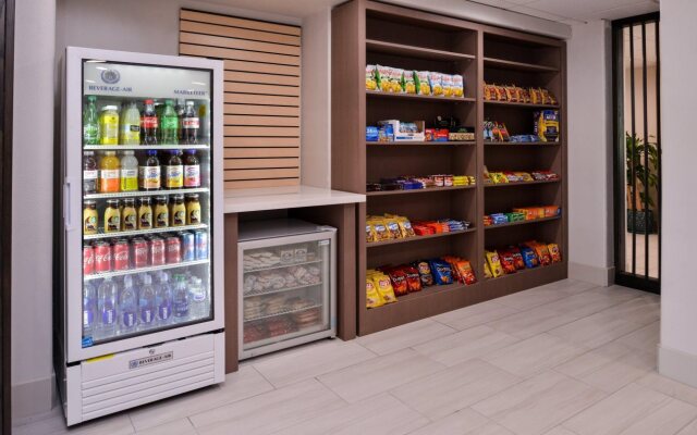 Holiday Inn Express Hotel & Suites Elgin