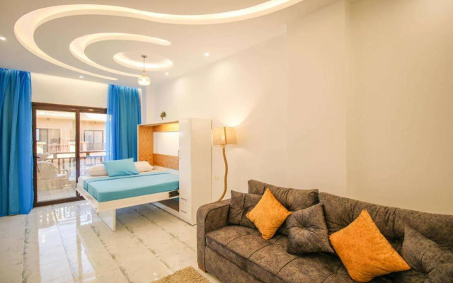 Beautiful studio with sea view and pool view