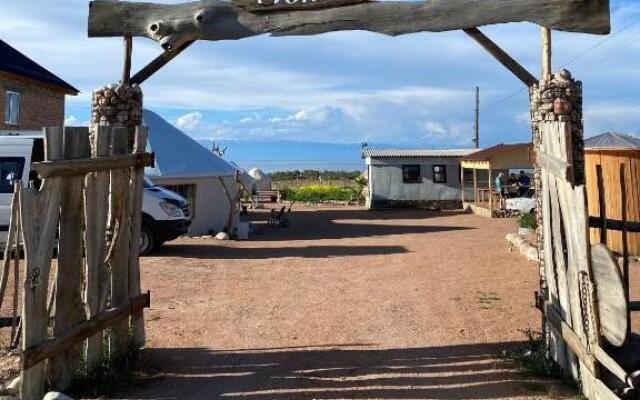Yurt camp Sonun