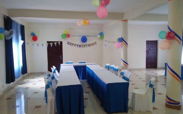 Siaya Summit Hotel