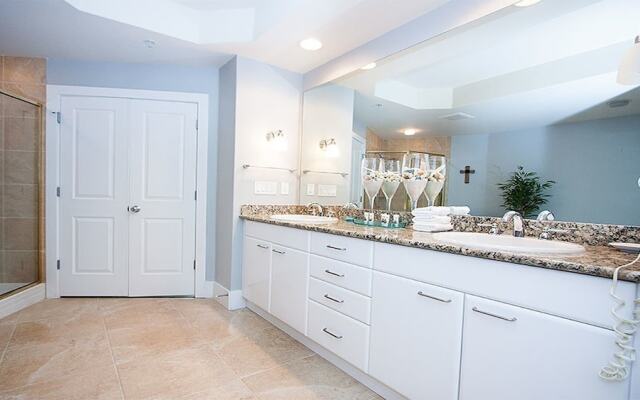 Crc0915 4 Bedroom Condo