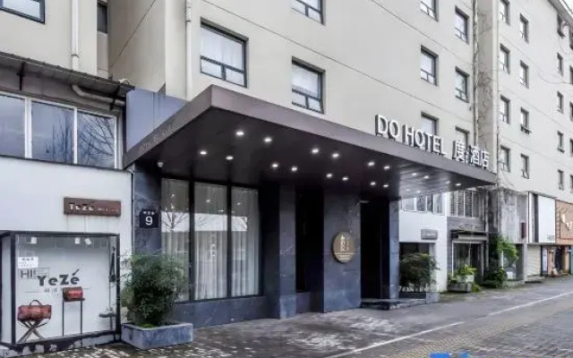 Do·Luxury Suites Hotel