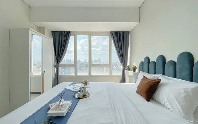 Minimalistic Designed 2Br Nifarro Park Apartment