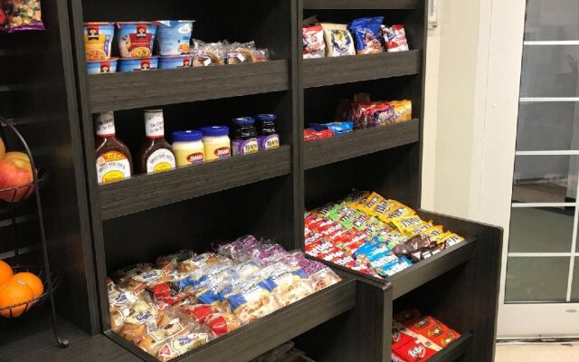 Candlewood Suites Alabaster by IHG