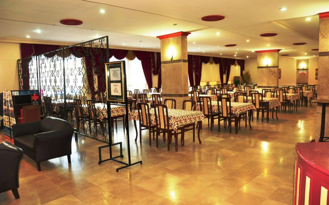 Mustis Royal Plaza Hotel