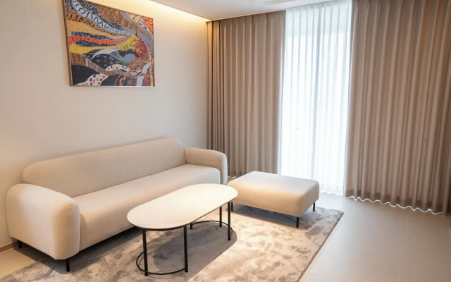 Wave M Hotel West