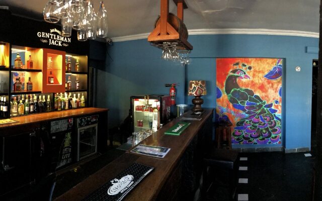 Elephant Springs Hotel