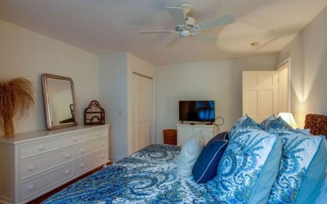 Deer Point Villas 1518 by RedAwning