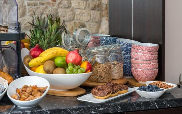 Palace Suites Heritage Hotel – Adults Only