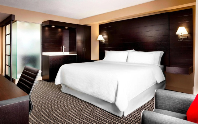 Four Points by Sheraton Mississauga Meadowvale