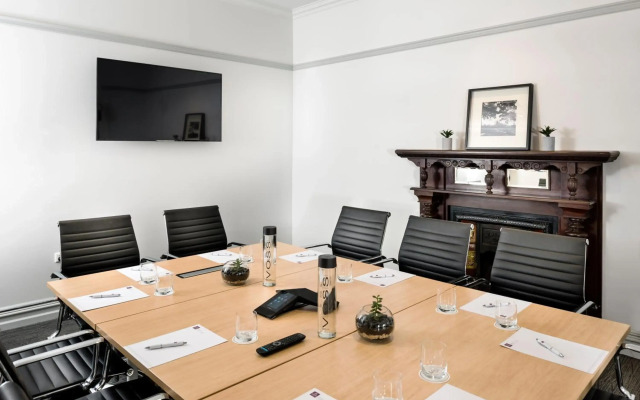 Holiday Inn West Perth by IHG