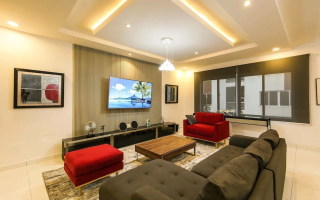 George Residence Osapa
