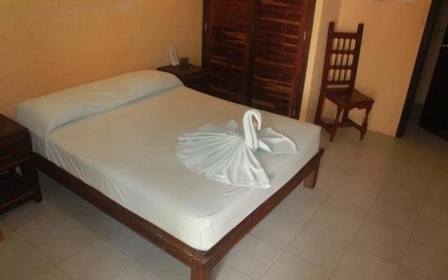 Hotel & Cabañas Zazil Kin Tulum