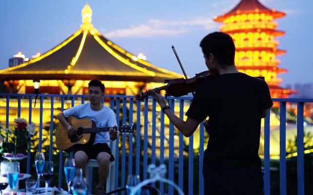 Luoyang Yijia International Youth Hostel