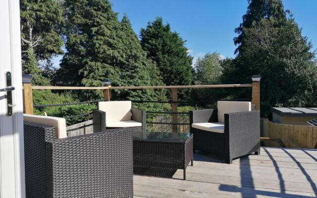 Charming 3BD Seaside Retreat in Burry Port