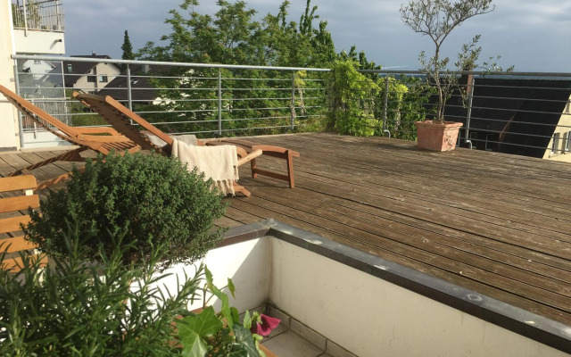 zuHause mit Berg-und BodenSeesicht