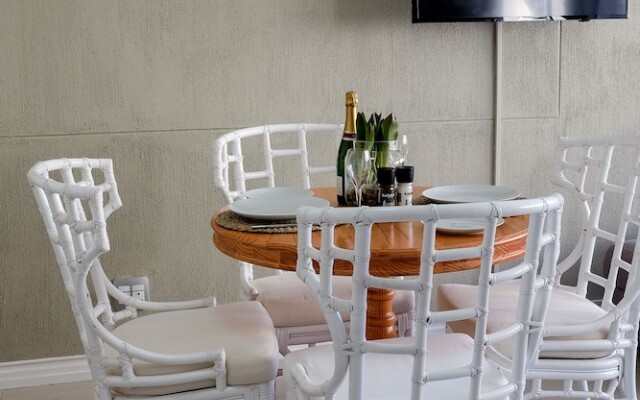 Central Cape Town Gem