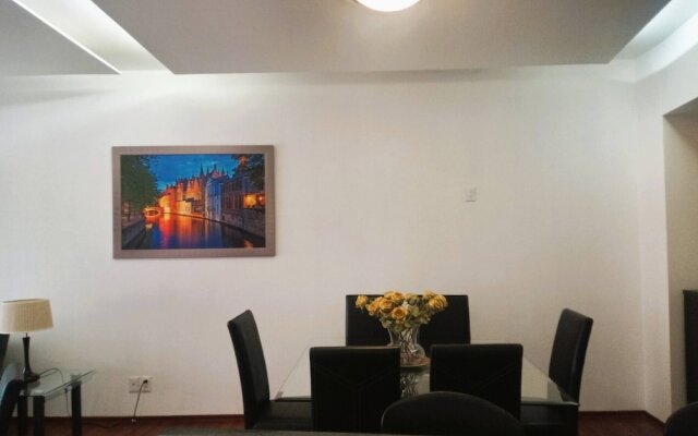 "high-rise Reforma Apartment , 2bdr, 2bath,"