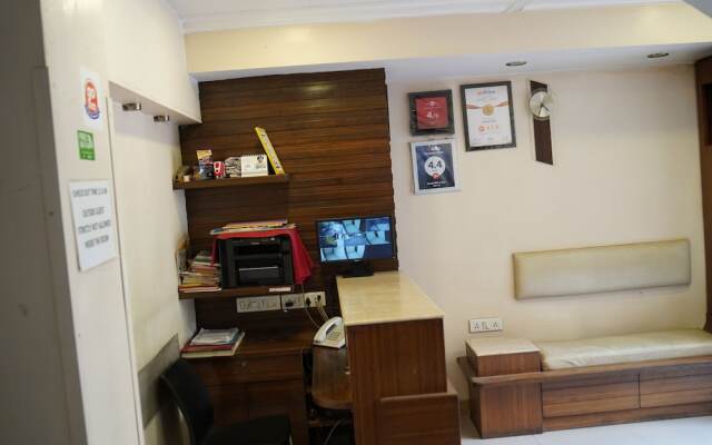 Iris Hotel