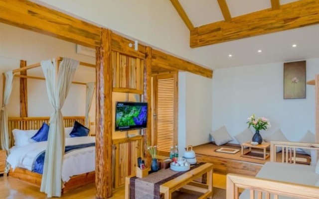 Floral Hotel · Dream Lijiang Inn Lijiang