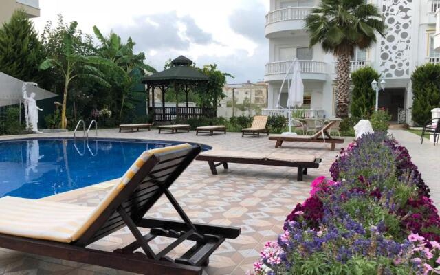 BELKA GOLF RESİDENCE apt8 / BELEK