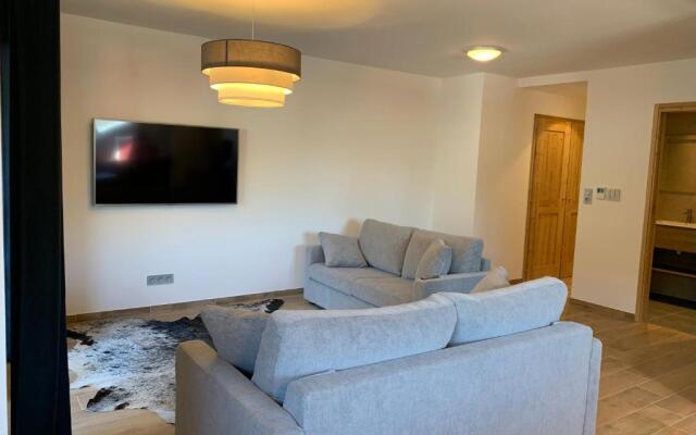 Portes Du Pleney 201