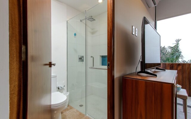 Kuxtal 201 by iMexico