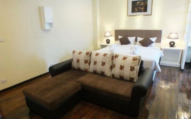 Thanasiri Hotel & Resort