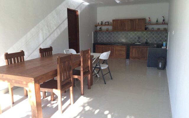 Green Papaya House