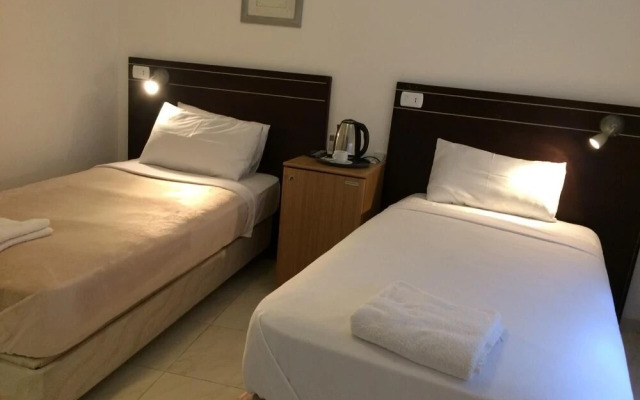 Petra town check-Inn