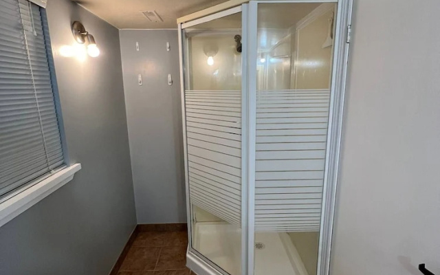 Prime Location Studio With Separate Amenities
