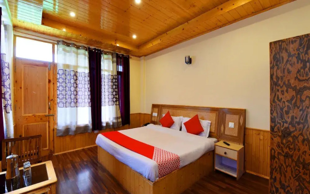 OYO 14741 Home Pleasant Studio at Kanyal Road