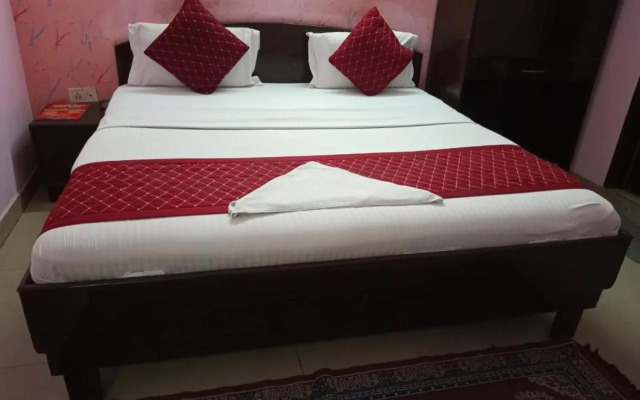 Airport Hotel Parikshit Palace