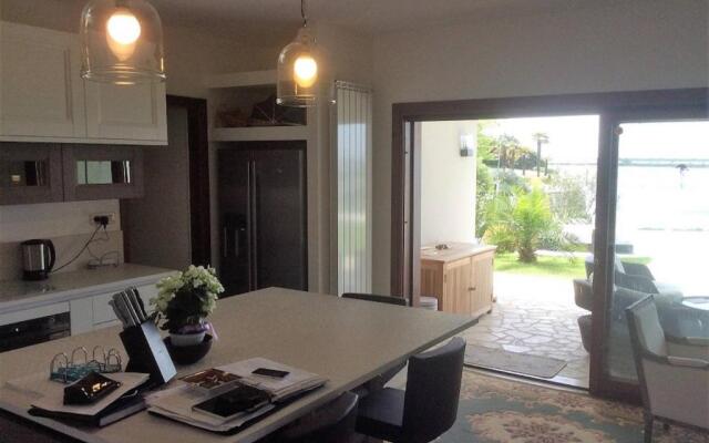 Beautiful Villa With Private Pool by Beahost