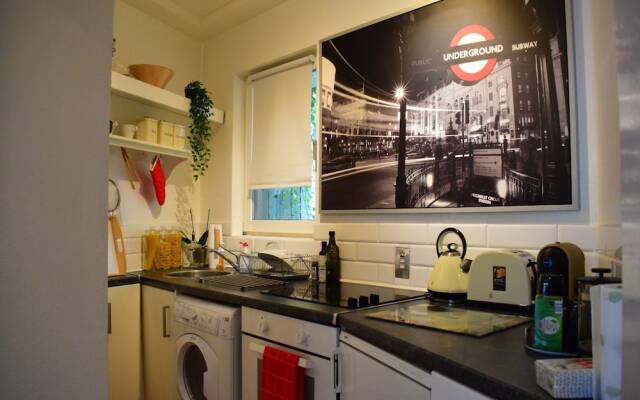2 Bedroom Apartment in Central Dublin Sleeps 4